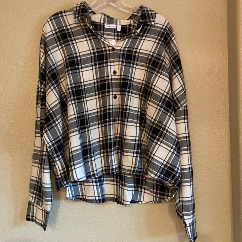 Cisos Design  Women's Oversize Button-up Crop Shirt